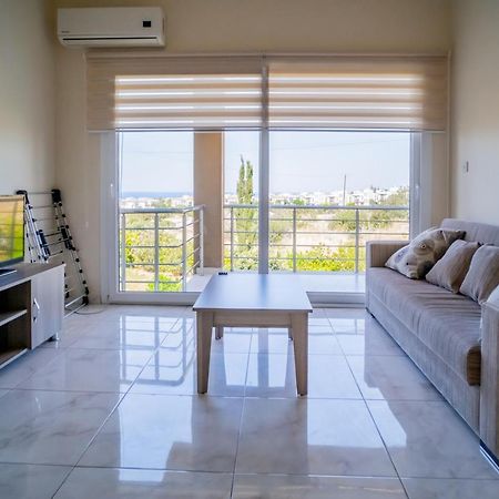Spacious Two-Bedroom Apartment In Amazing Residence Escape Homes Kyrenia  Bagian luar foto
