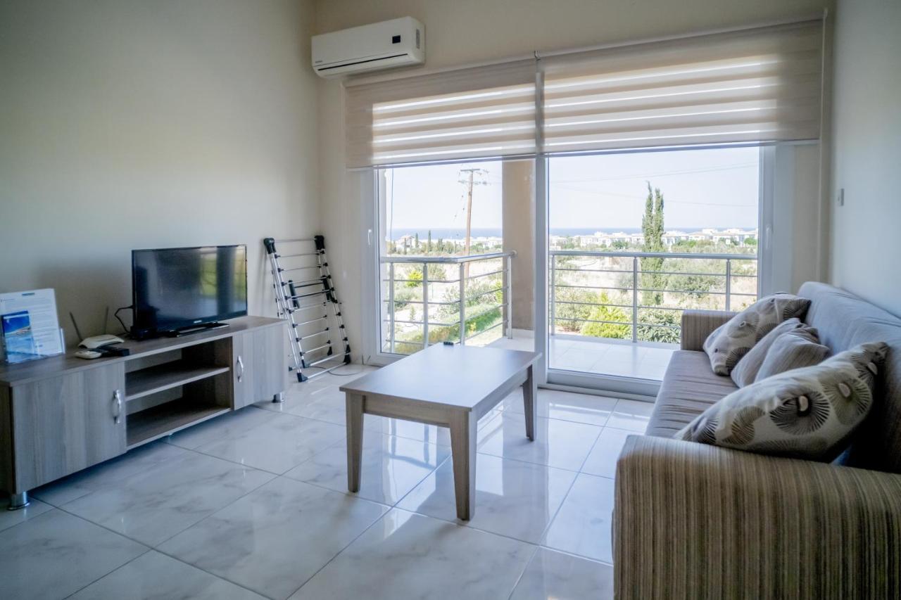 Spacious Two-Bedroom Apartment In Amazing Residence Escape Homes Kyrenia  Bagian luar foto