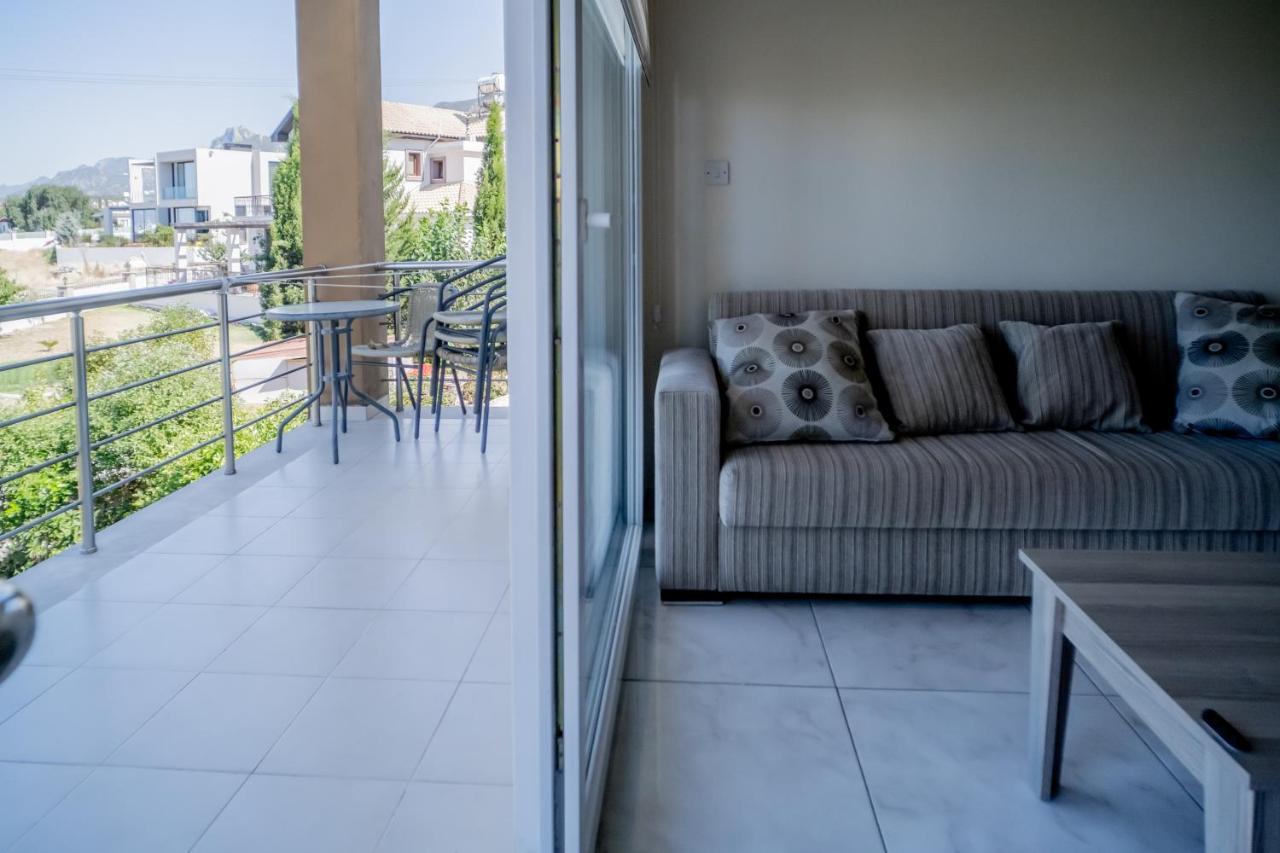 Spacious Two-Bedroom Apartment In Amazing Residence Escape Homes Kyrenia  Bagian luar foto