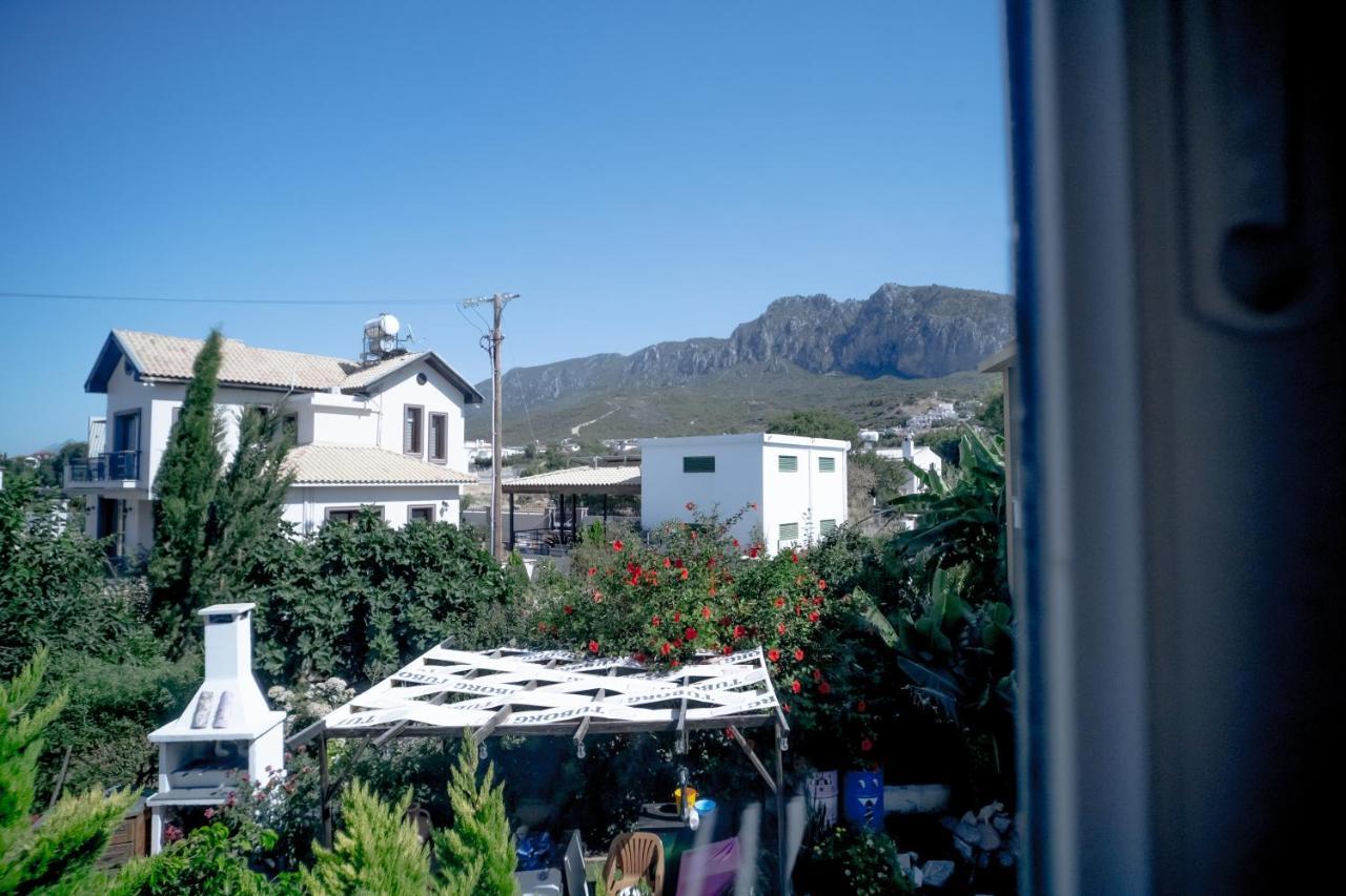 Spacious Two-Bedroom Apartment In Amazing Residence Escape Homes Kyrenia  Bagian luar foto