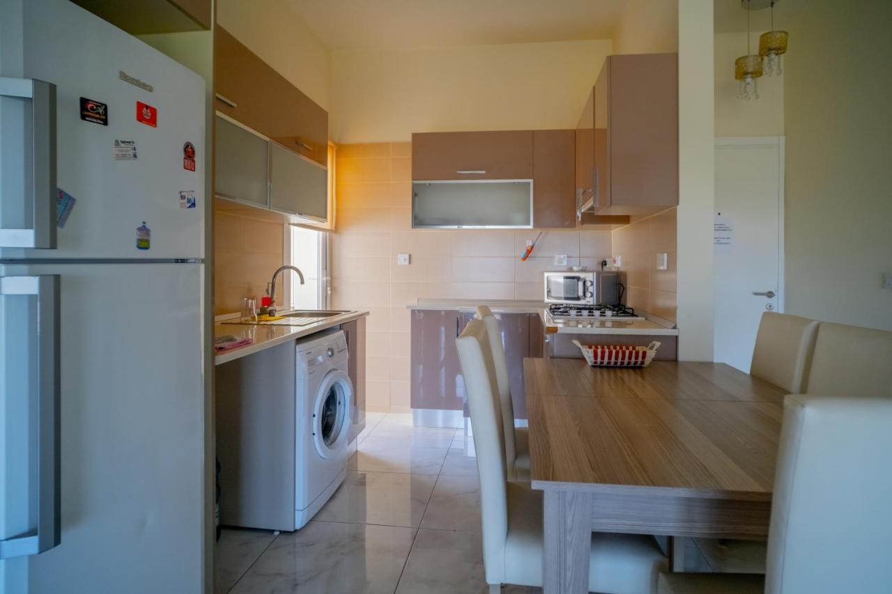 Spacious Two-Bedroom Apartment In Amazing Residence Escape Homes Kyrenia  Bagian luar foto
