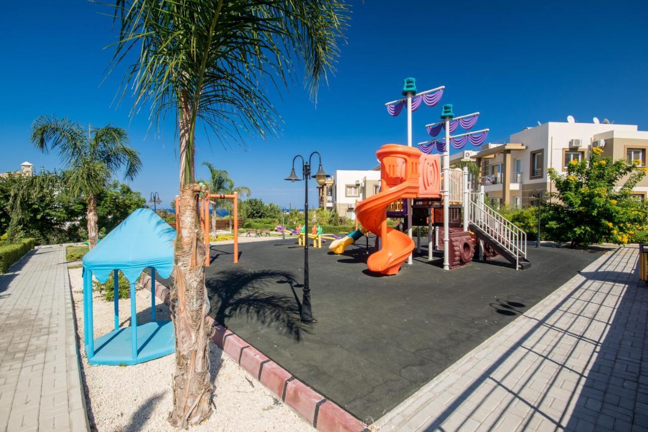 Spacious Two-Bedroom Apartment In Amazing Residence Escape Homes Kyrenia  Bagian luar foto