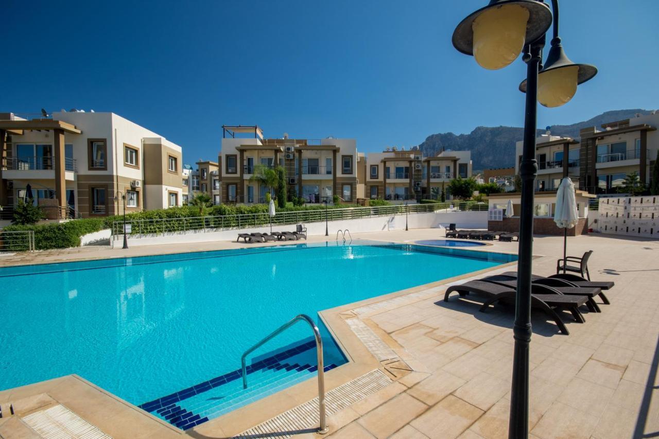 Spacious Two-Bedroom Apartment In Amazing Residence Escape Homes Kyrenia  Bagian luar foto