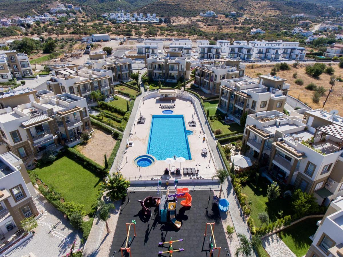 Spacious Two-Bedroom Apartment In Amazing Residence Escape Homes Kyrenia  Bagian luar foto