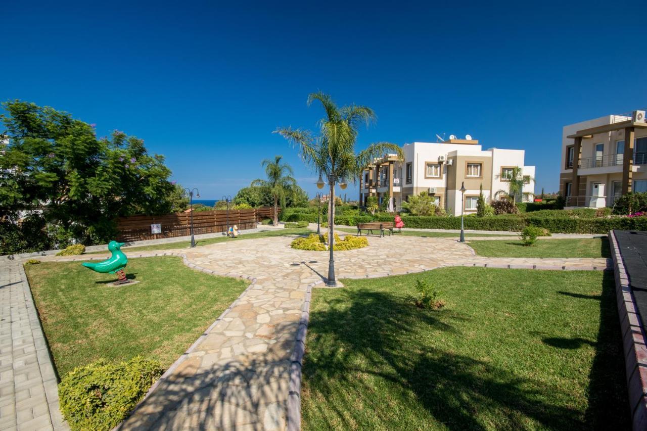 Spacious Two-Bedroom Apartment In Amazing Residence Escape Homes Kyrenia  Bagian luar foto