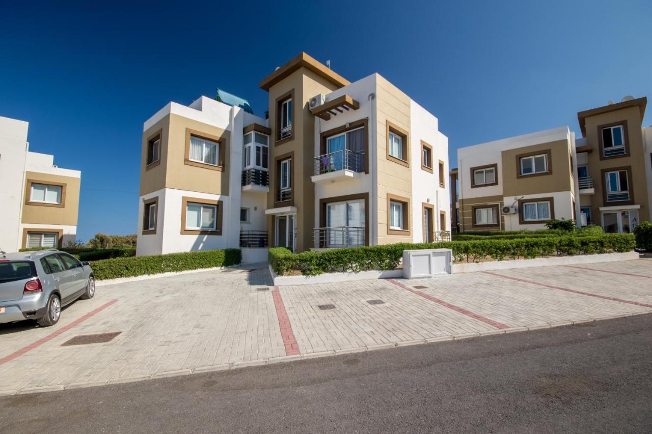Spacious Two-Bedroom Apartment In Amazing Residence Escape Homes Kyrenia  Bagian luar foto